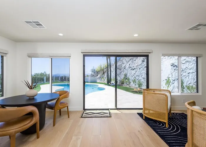 Holiday home Breezy 3br - Private Pool, Chefs Kitchen And *