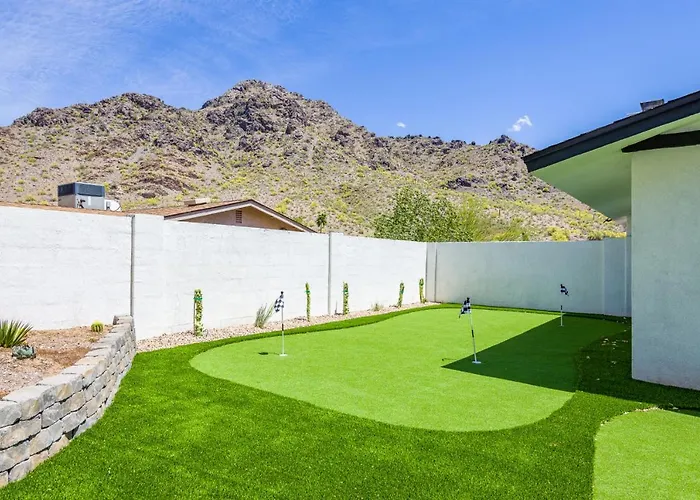 Holiday home Breezy 3br - Private Pool, Chefs Kitchen And