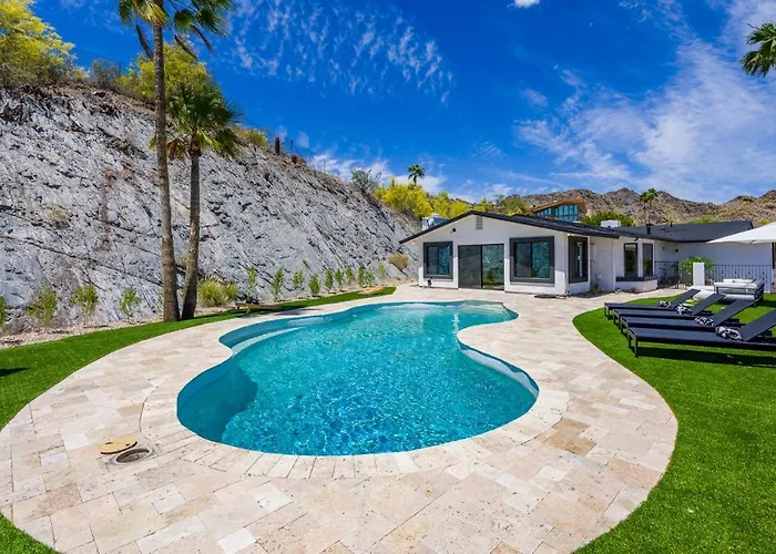 Breezy 3br - Private Pool, Chefs Kitchen And *